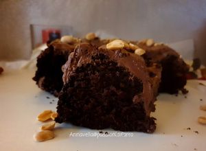 Foto di Torta al cioccolato e arachidi vegan e glutenfree