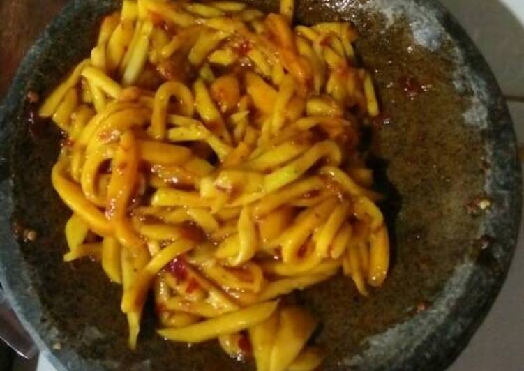 Resep Sambal mangga muda yang Bikin Ngiler