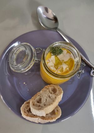 Une photo de °Soupe de potimarron, nuage de lard fumé°