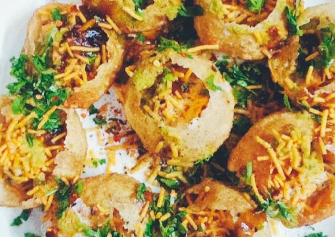 Dahi sev puri