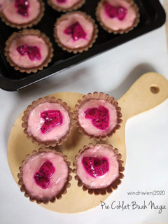 Foto resep Pie Coklat Buah Naga