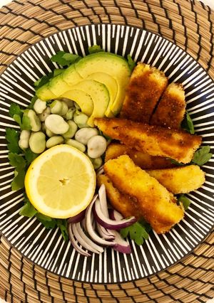 Une photo de Fish & Greens, poisson pané maison 🍋🥣🌱
