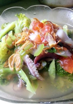 Foto resep Rebus brokoli cumi