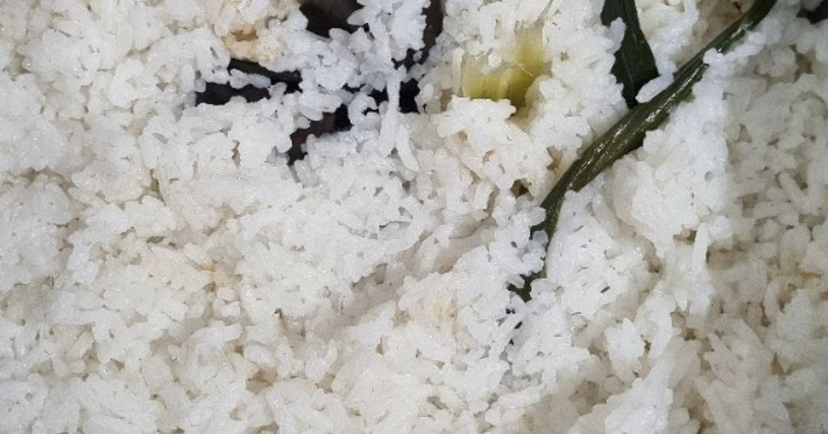 Nasi Gurih/Nasi Uduk Rice Cooker