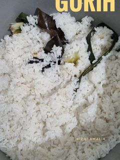 Foto resep Nasi Gurih/Nasi Uduk Rice Cooker