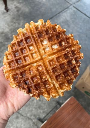 Hình của món Bánh khoai mì (waffle style).