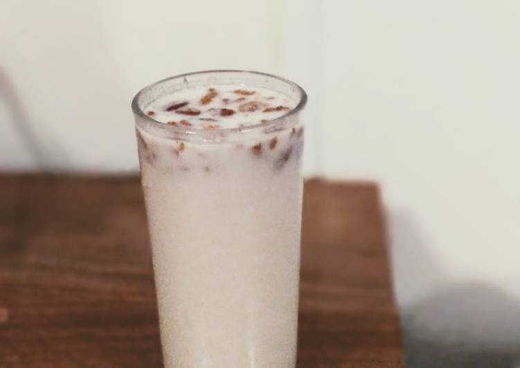 Agua de horchata con nuez