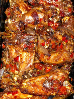 A picture of Peppered chicken.