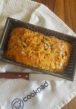 Une photo de Pain petit épeautre et 3 graines