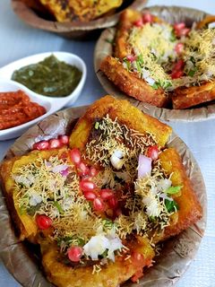 आलू के सैंडविच टोस्ट (aloo ki sandwich toast recipe in Hindi) रेसिपी मुख्य फोटो