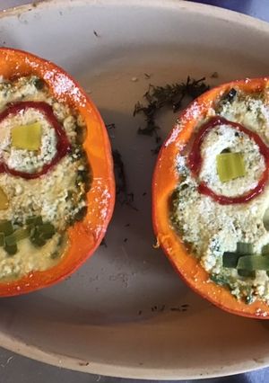 Une photo de Potimarron d Halloween farcis poireaux et parmesan