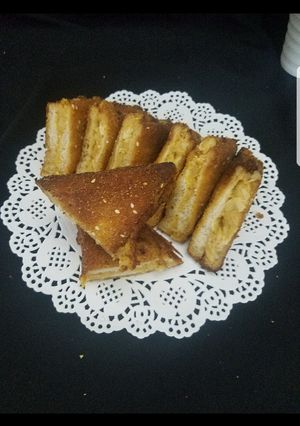 A picture of Fried bread triangles.