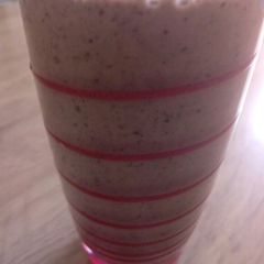 A picture of Breakfast smoothie.