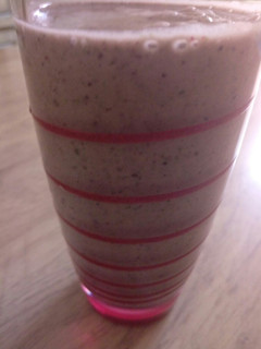 A picture of Breakfast smoothie.