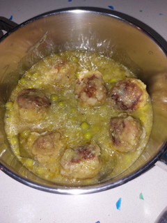 Una foto de Albóndigas en salsa