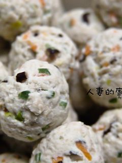 香菇雞肉丸子 的食譜成品照片