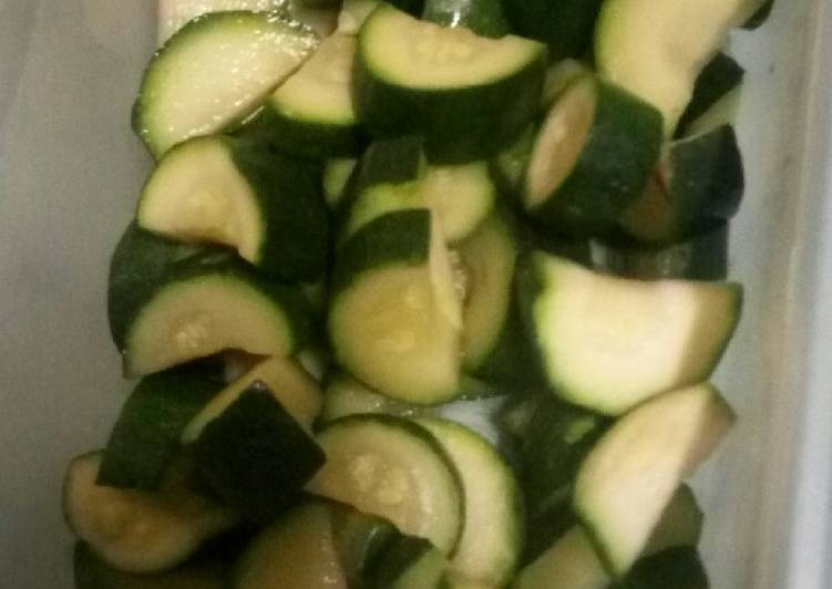 Steps to Make Speedy Blanched zucchinis