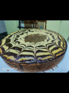 जेबरा केक (Zebra cake recipe in hindi) रेसिपी मुख्य फोटो