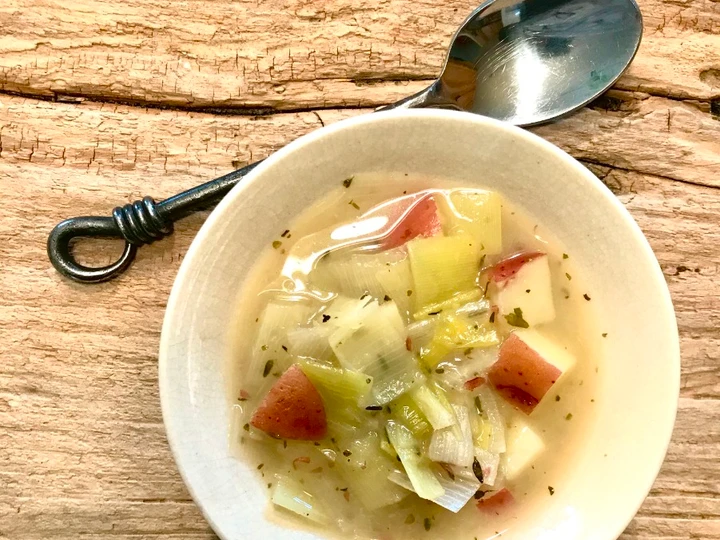 Easy Ways Prepare Recipes Potato and Leek Soup (vegan) the Delicious Really Delicious.