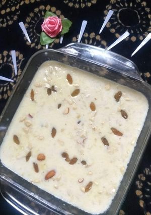 A picture of Rice kheer.