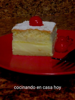 Una foto de Pastel 3 en 1 mejor conocido como pastel inteligente o mágico