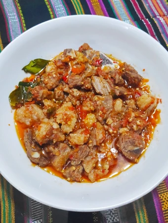 Langkah Gampang Menyiapkan Resep 14. Oseng Daging Mercon yang Bisa Manjain Lidah