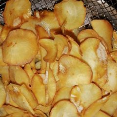 Cassava Crisps A picture of Cassava Crisps.