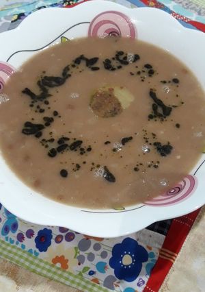 عکسی از دستور آش گندم زیر بارش اولین برف💮❄☃️