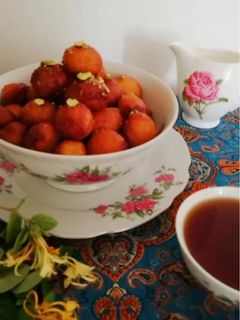 عکسی از دستور لقیمات یا لگیماتشیرینی عربی