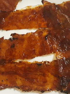 Una foto de Bacon vegano