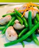 Đậu cove xào nấm mỡ