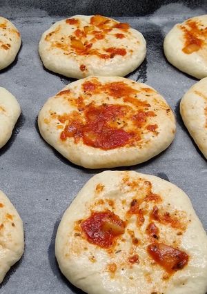 Una foto de Pizzetas de leche 👌😋