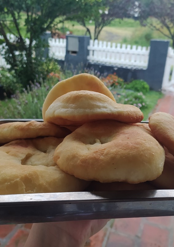 Una foto de Tortas fritas.. 🧉🌧🫓