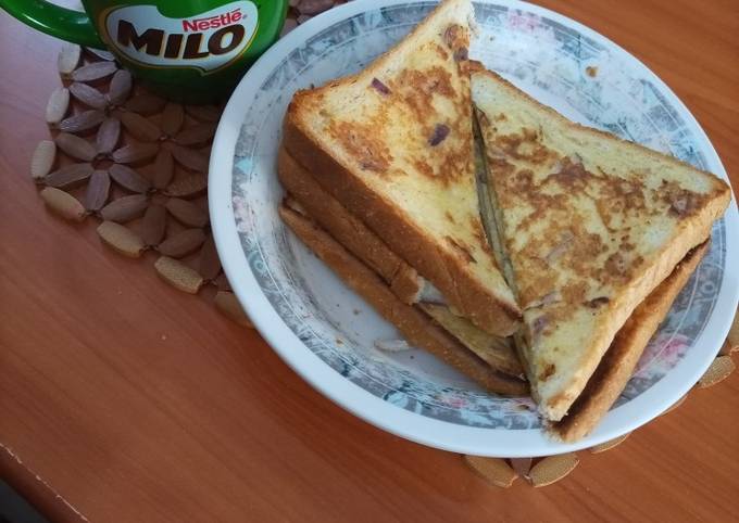 Simple Pan Toast Mayai