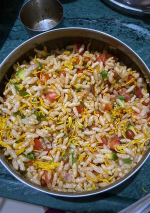 ભેળ(Bhel Recipe in Gujarati) રેસીપી મુખ્ય ફોટો