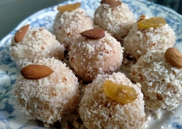 Step-by-Step Guide to Prepare Super Quick Homemade Coconut ladoo