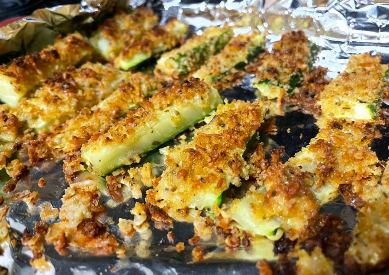 Delicious zucchini fries in the oven