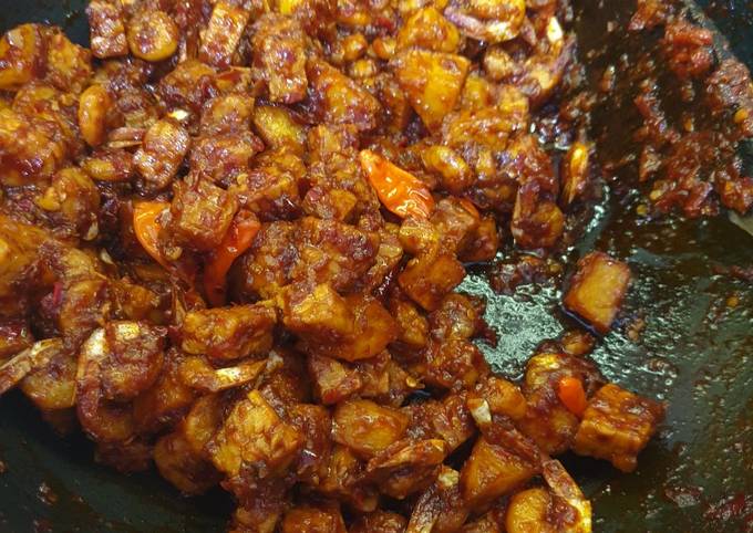 Sambal goreng tempe