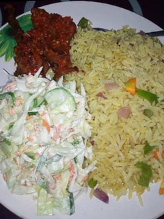 A picture of Jallop rice with veggies en Stew.