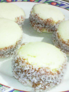 Una foto de Alfajores de maizena prácticos