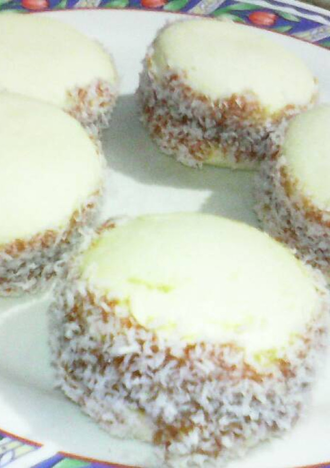 Una foto de Alfajores de maizena prácticos