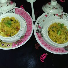 A picture of Matar cauliflower poha.