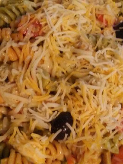 A picture of Easy Puerto Rican style chicken pasta salad.