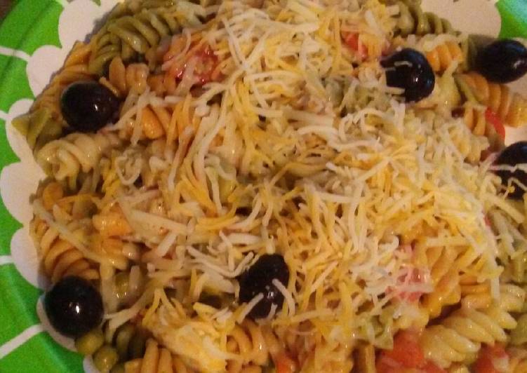 Steps to Make Speedy Easy Puerto Rican style chicken pasta salad