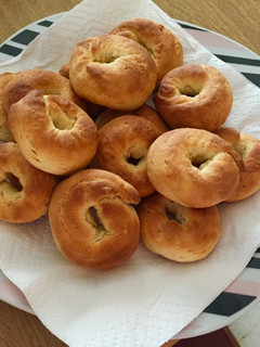 Una foto de Rosquillas de queso, anís y limón