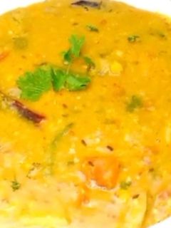 उड़ीसा की दालमा (orissa ki dalma recipe in Hindi) रेसिपी मुख्य फोटो