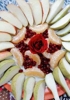 A picture of Seasonal fruit.