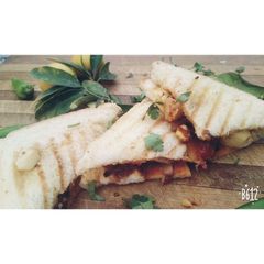 A picture of Egg Masala Sandwich.