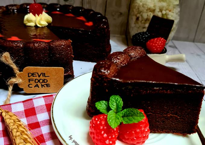 Devil food cake