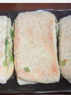 蔥燒餅 的食譜成品照片